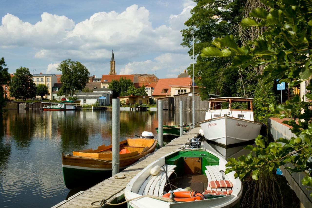 Kulturgasthof Alte Reederei Aparthotel Fürstenberg-Havel Εξωτερικό φωτογραφία